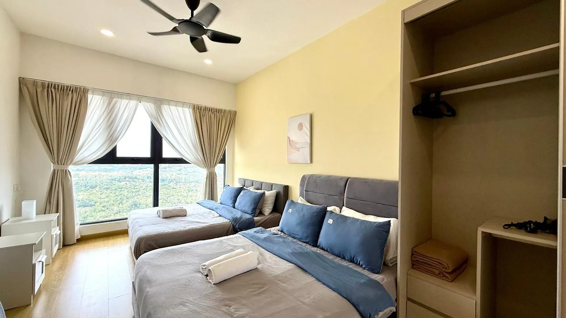 Cg02 Amberside Jb City View 3Br3B 10Pax Top Floor Johor Bahru Apartamento